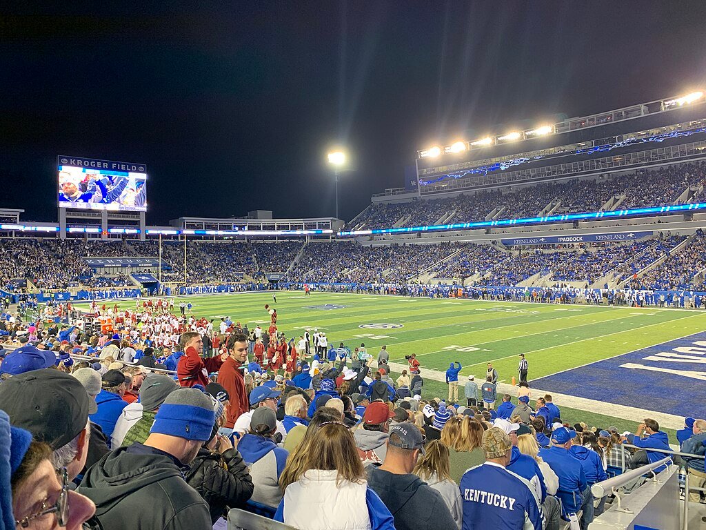 1024px-Kroger_Field,_Kentucky_vs._Arkansas,_October_2019