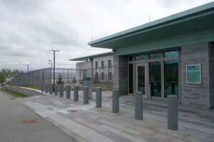 Norway Embassy Blast: Police Suspect Security Links 2 1024px-US_Embassy_in_Oslo,_Consular_entrance